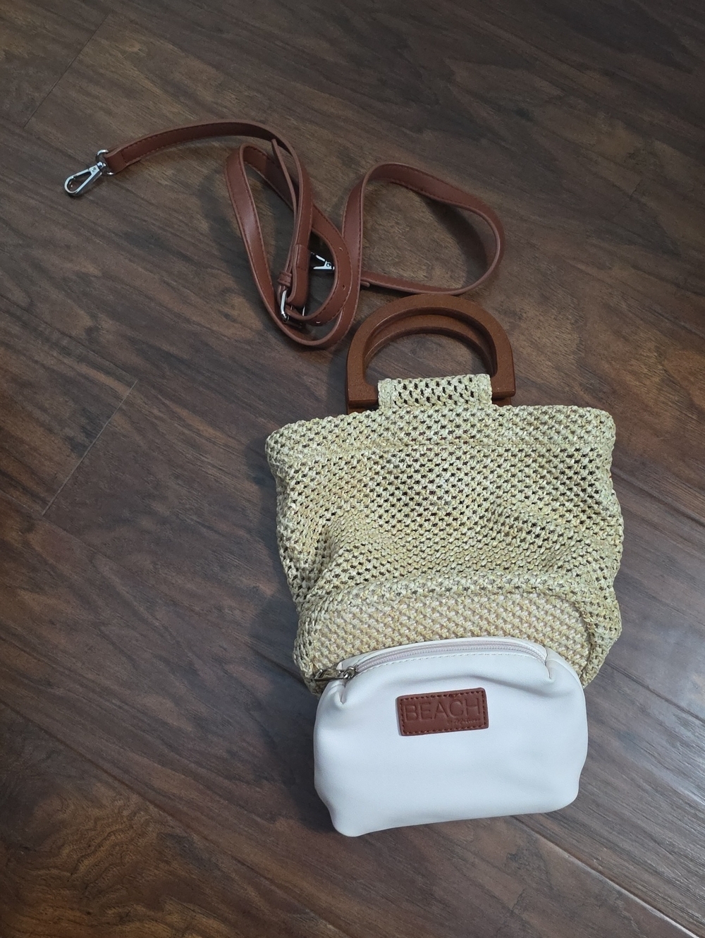 Beach By Matisse Cream Woven Rafia Handbag Purse Crossbody Wood Handles